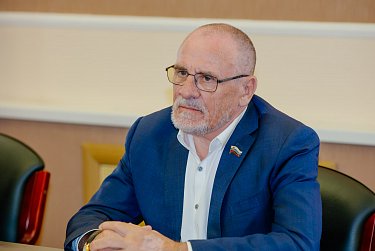 Депутаты корректируют законы о пчеловодстве и семеноводстве